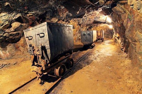 precious-metals-update-gold-mining-warren-buffett